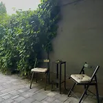 Modern & Cozy Apartment Near Hockey & Football Arena