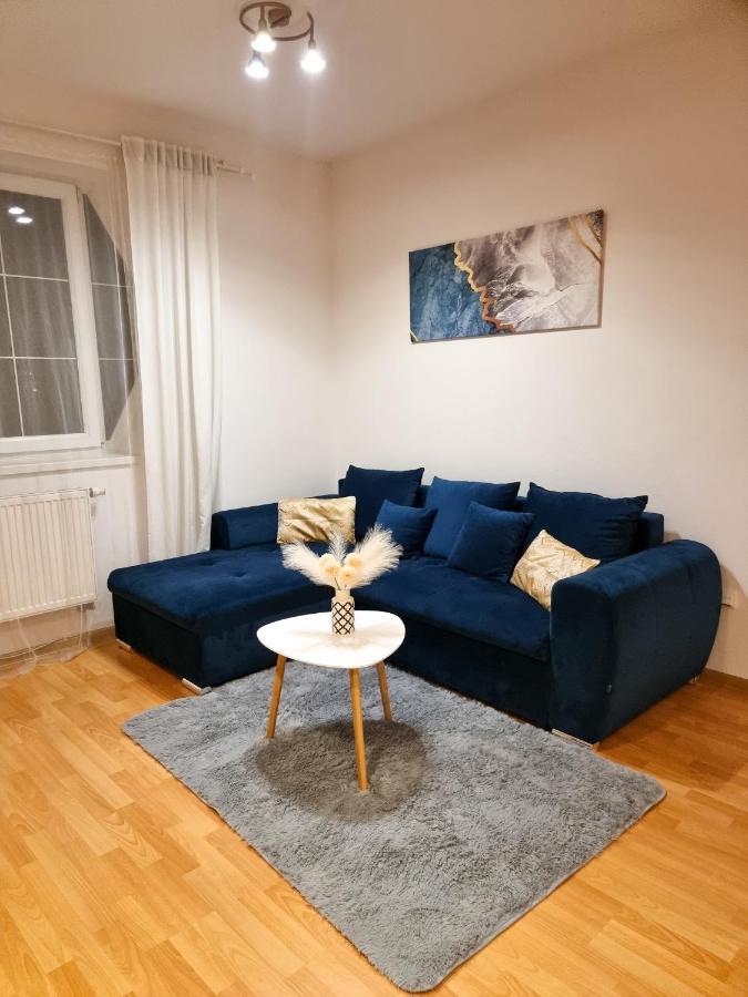 Apartman Modern & Cozy Near Hockey & Football Arena *